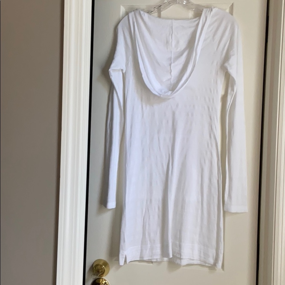 NWOT Make + Model Tunic - Picture 3 of 3